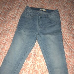 Lightwash jeans